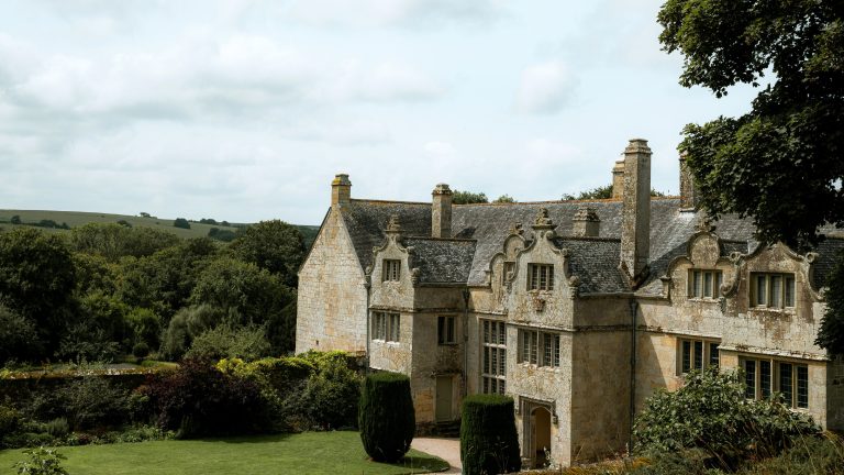 Luxury Homes Are Going Under the Hammer